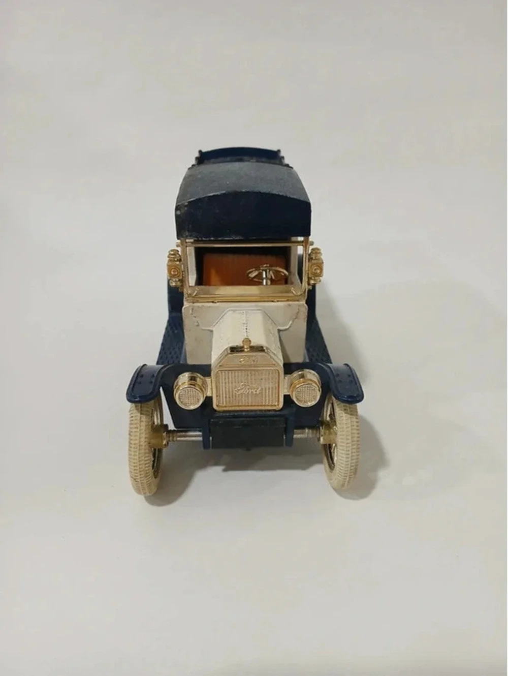 Ford delivery van